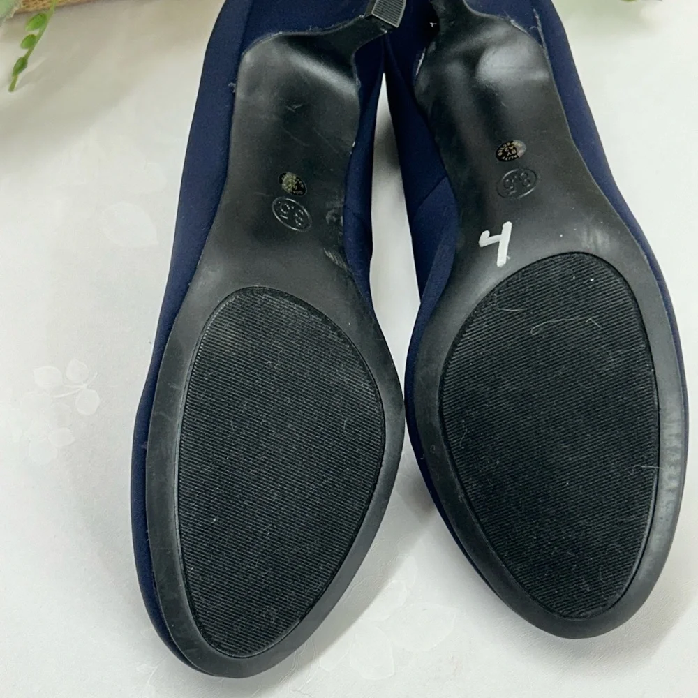 Easy Street Women's Dark Blue Heels